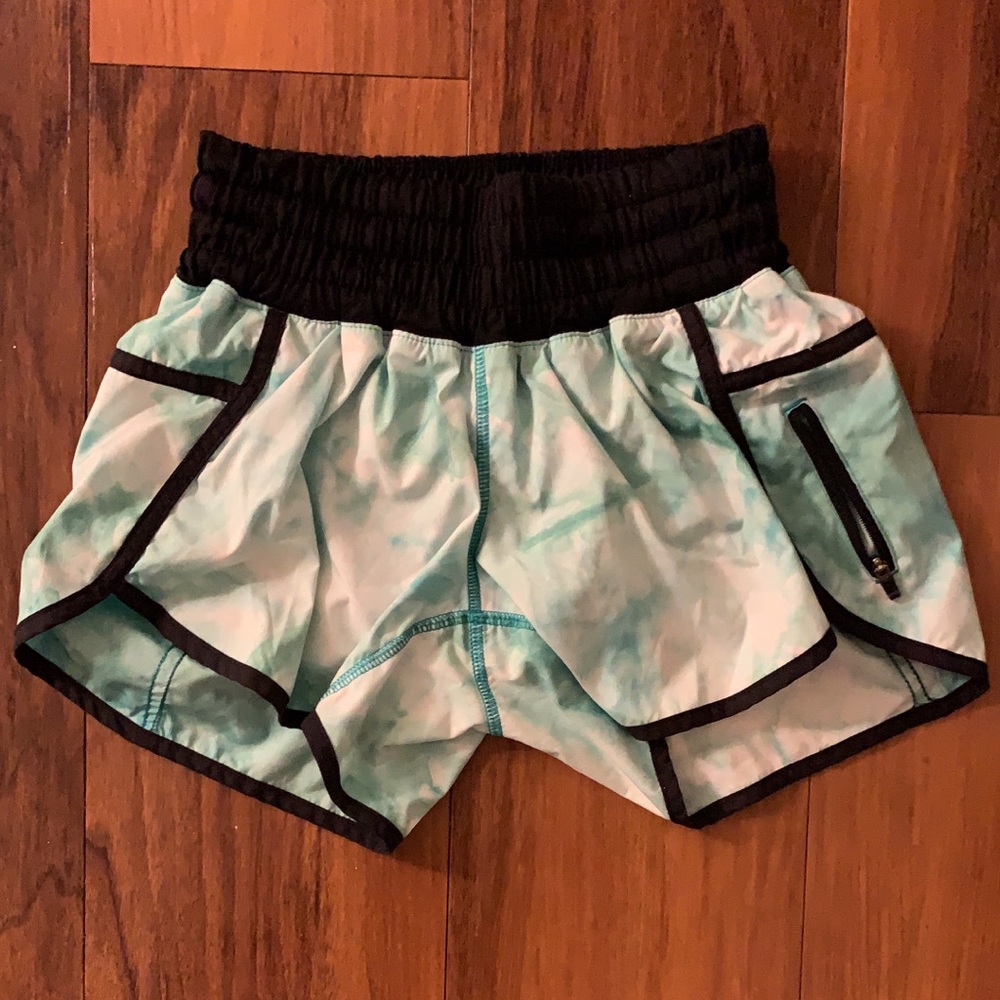 Lululemon Tracker Shorts 4” Tie Dye